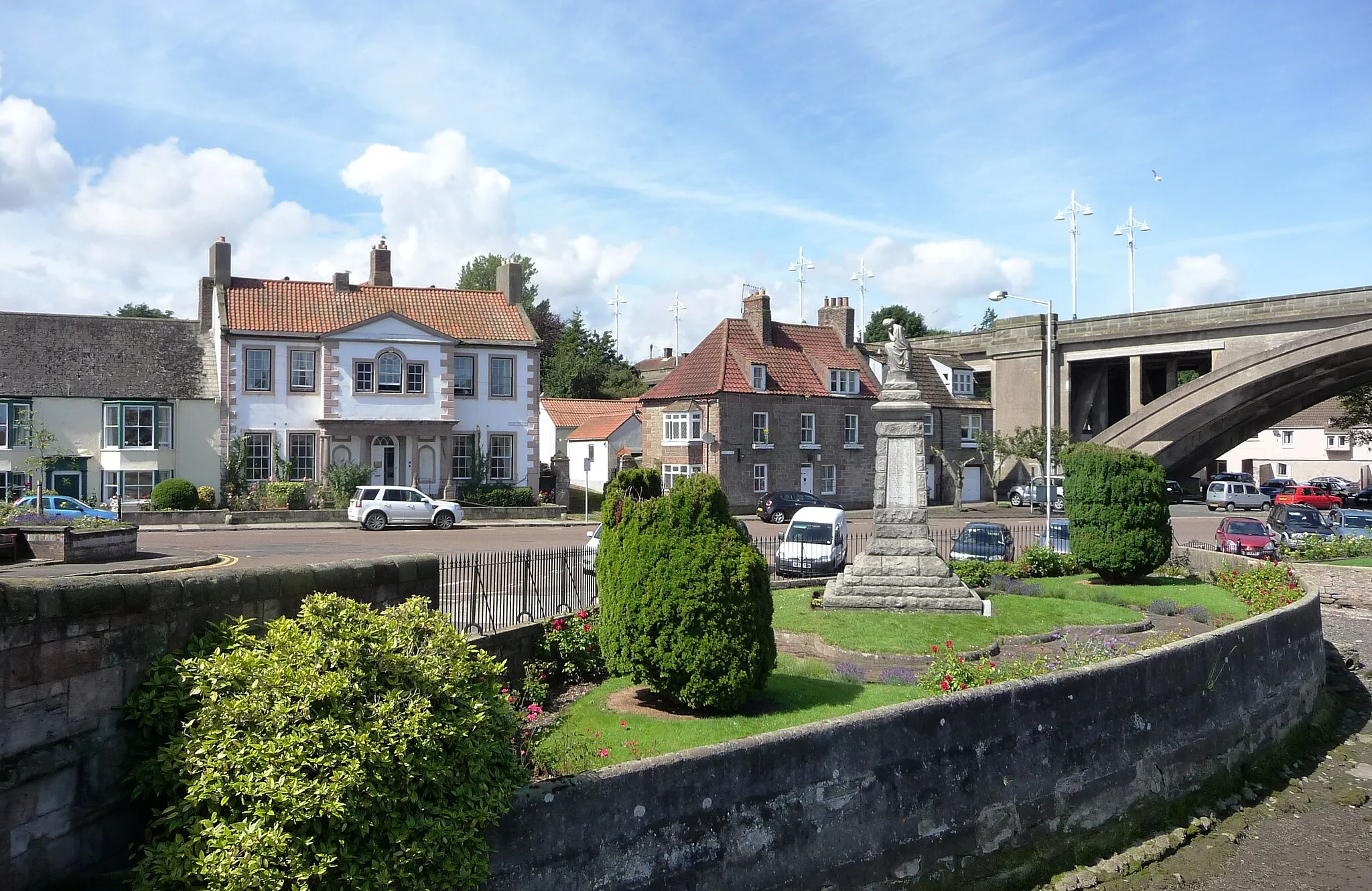 Photo showing: The West End of Tweedmouth in Berwick-upon-Tweed, England