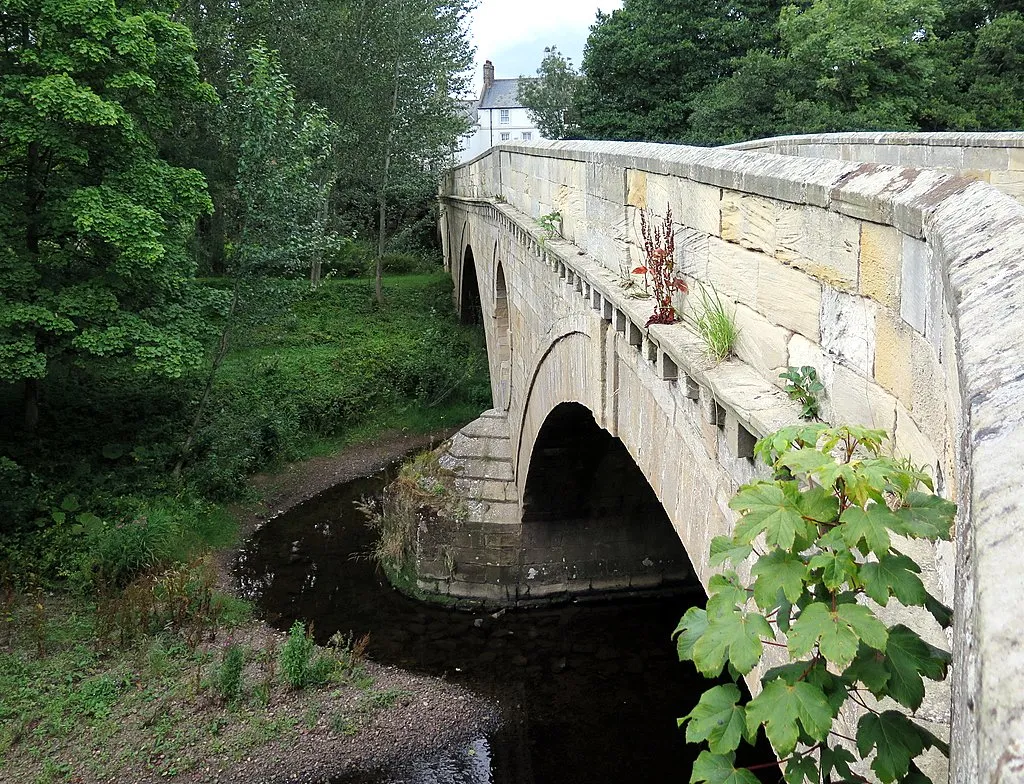Photo showing: Weldon Bridge