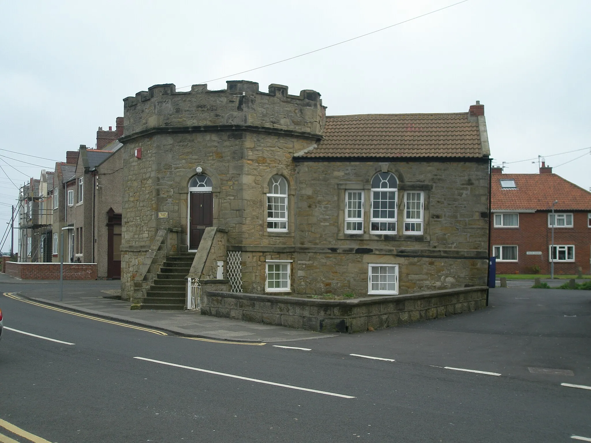 Photo showing: Octagon House, former harbour office in Seaton Sluice.