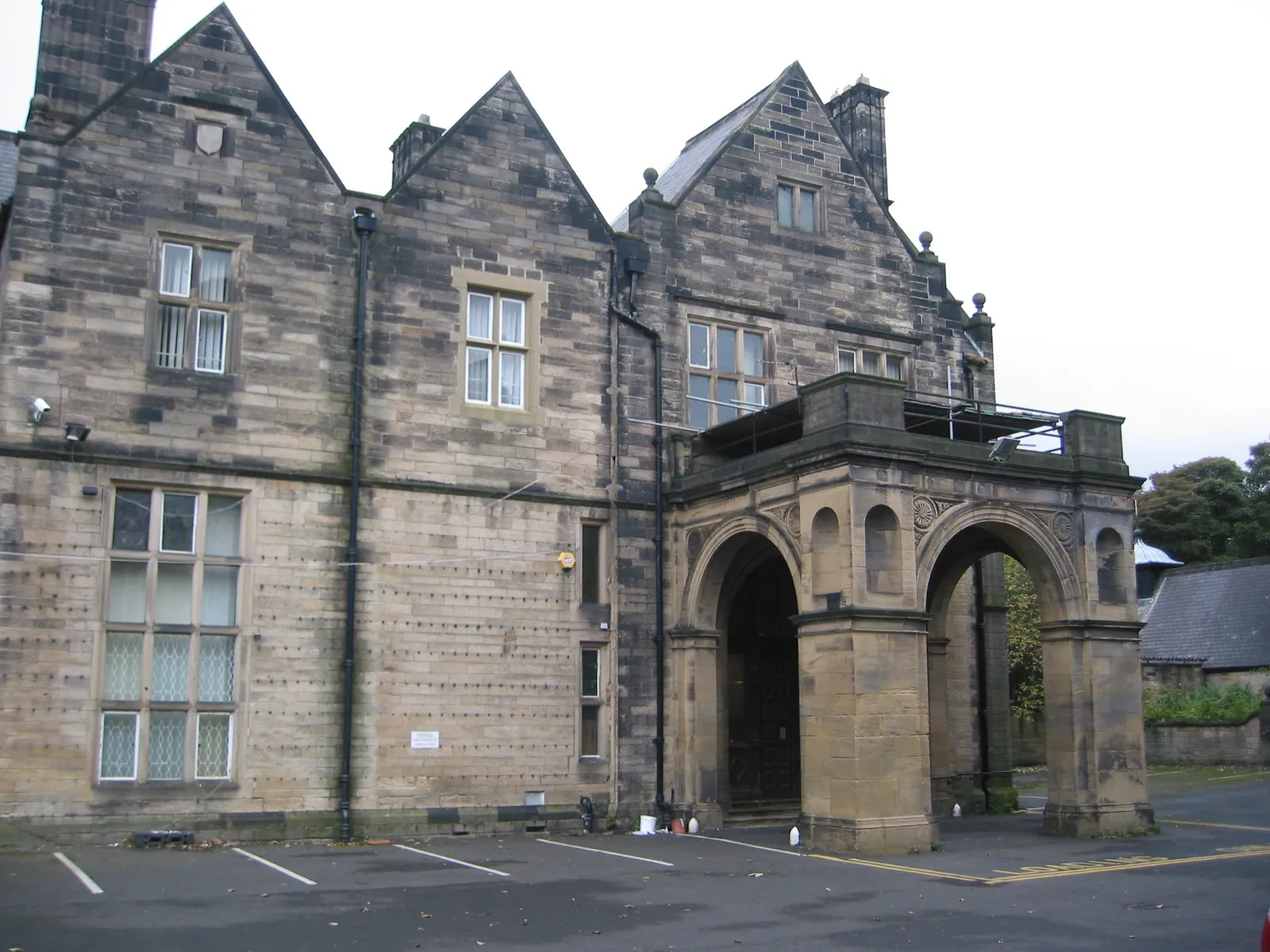 Photo showing: Pendower Hall