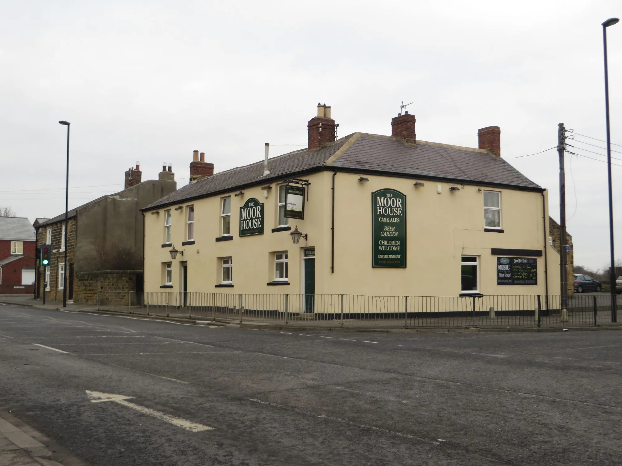 Photo showing: The Moor House pub, Seaton Burn