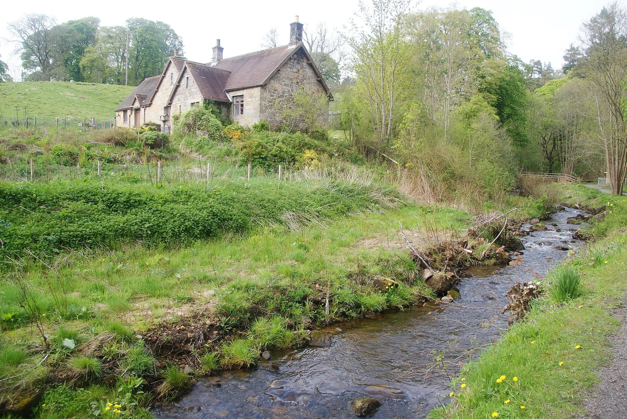 Photo showing: Cottage by Debdon Burn