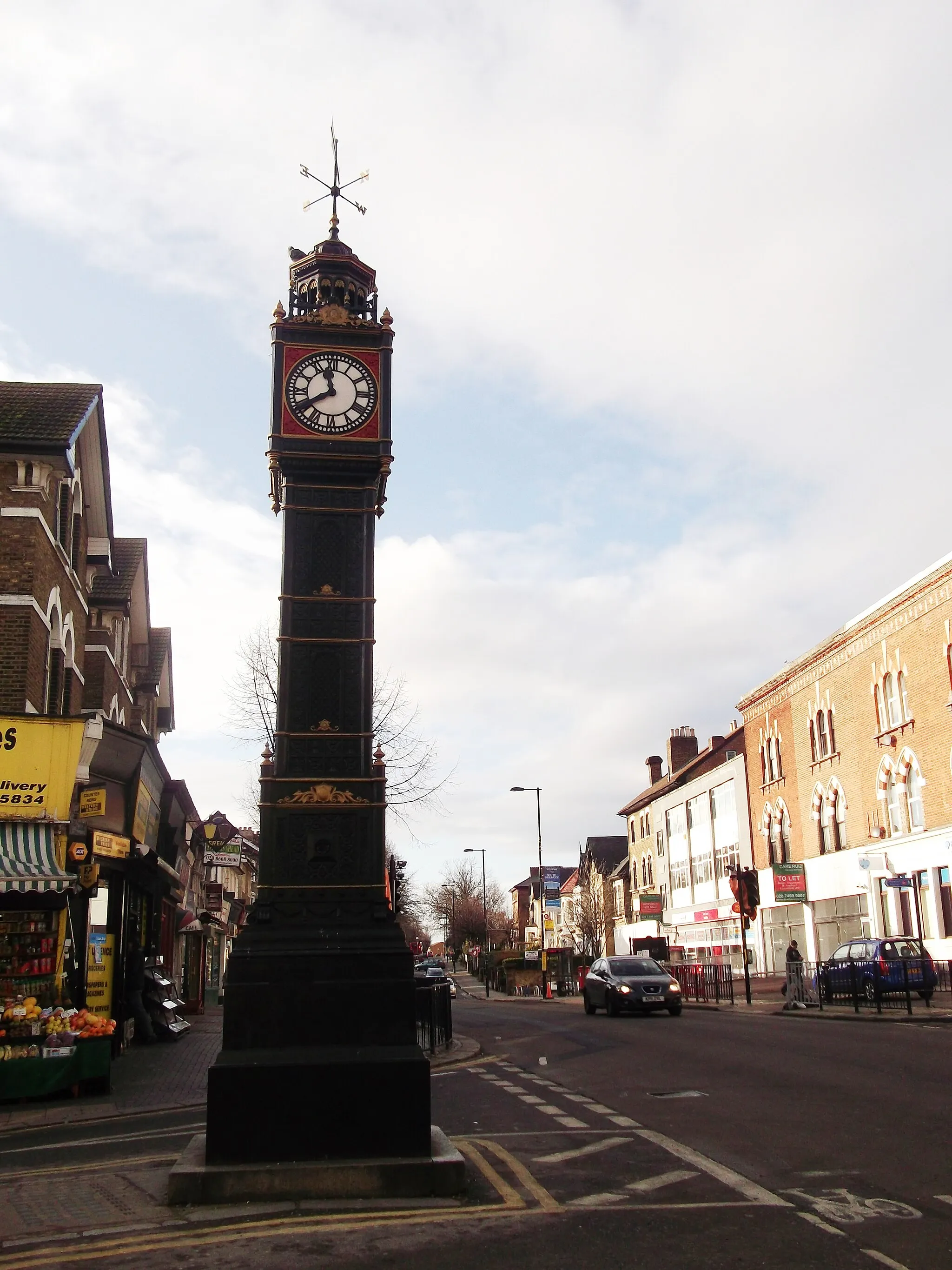 Photo showing: South Norwood Clock Tower