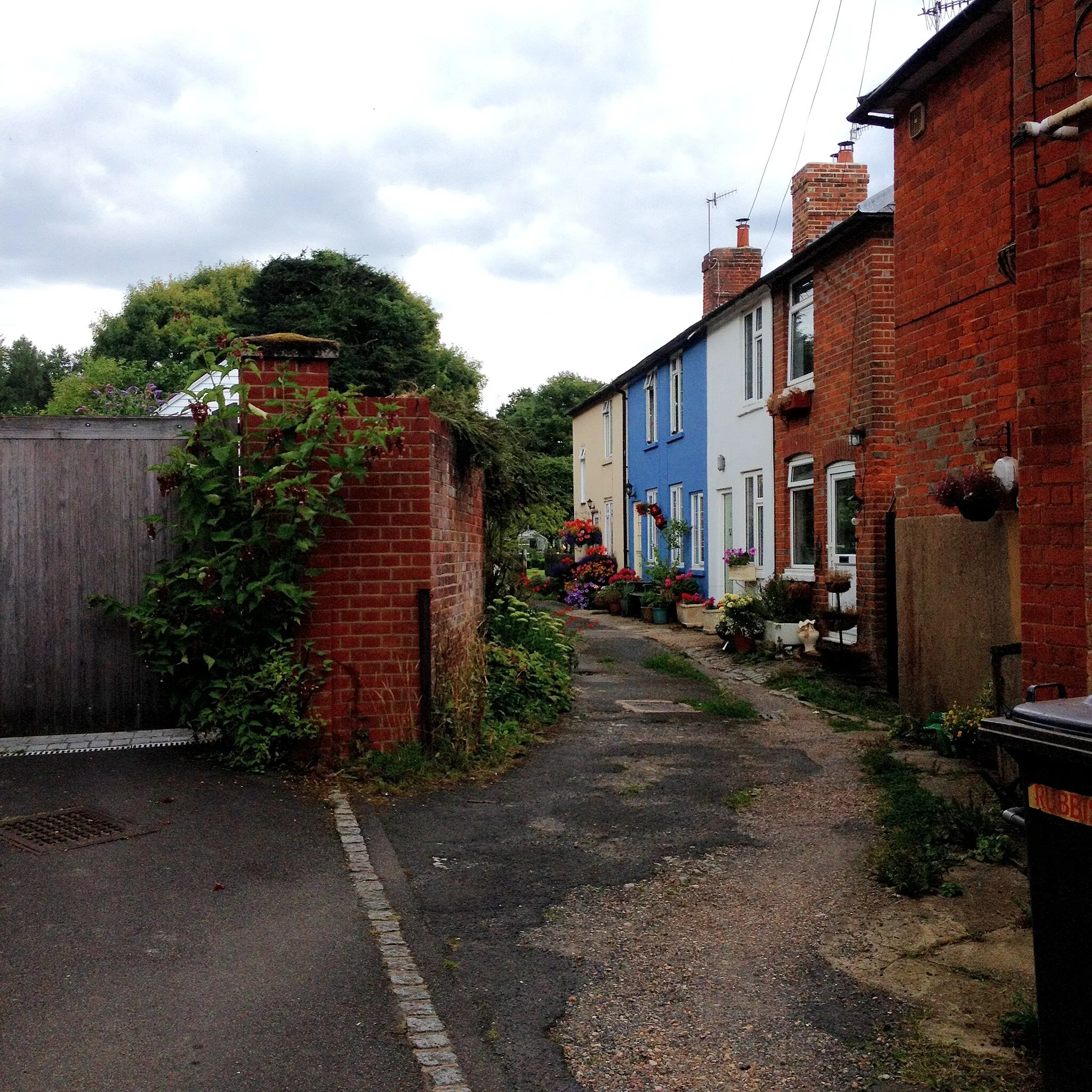 Photo showing: Red Lion Square, Plaxtol