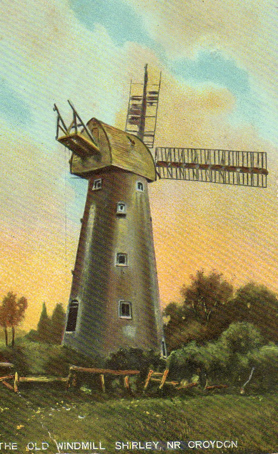 Photo showing: Shirley Windmill from an old postcard. Publisher identified by Field's "Academy" Series. Card postally used 10-5-1910