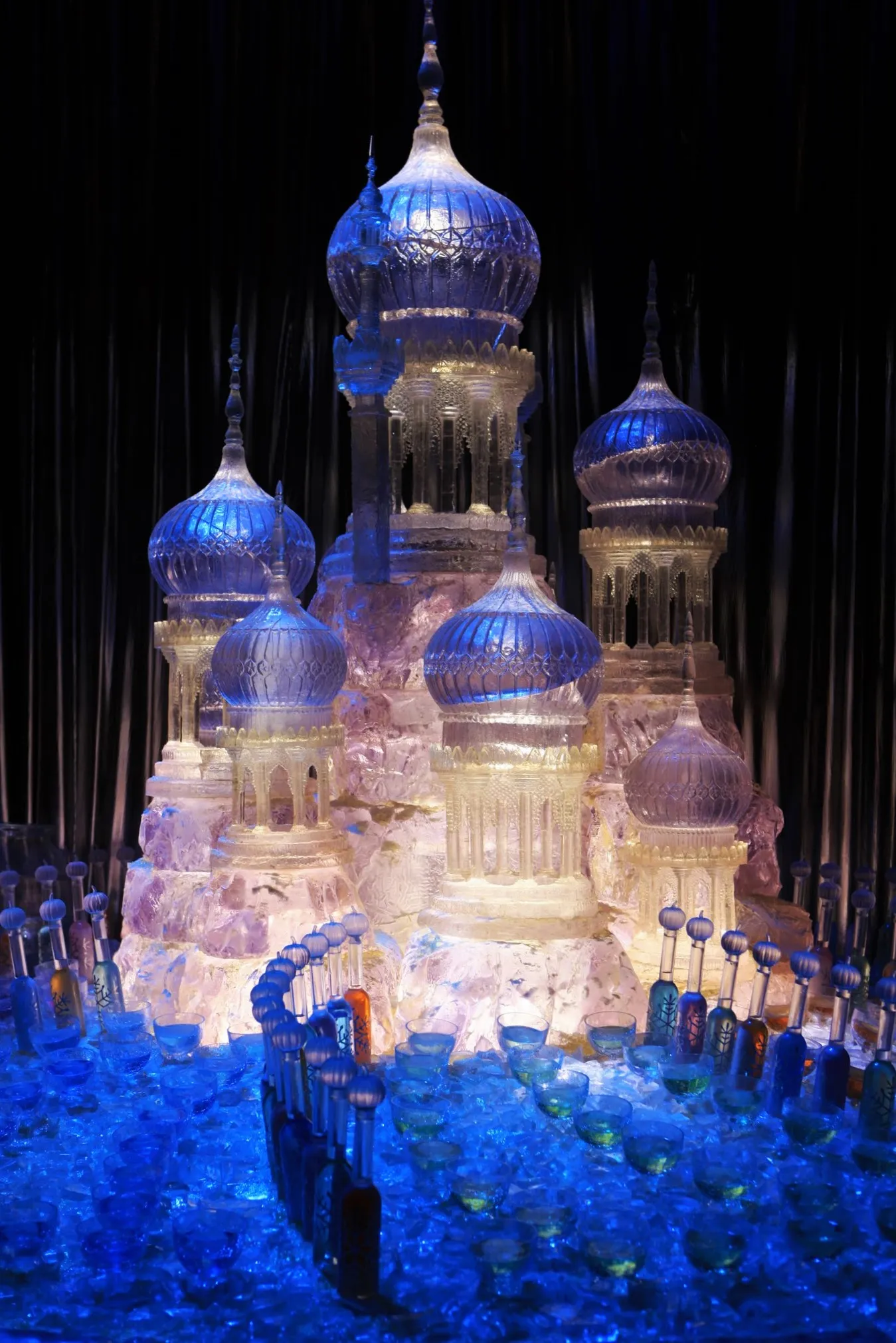 Photo showing: Yule Ball Ice Castle