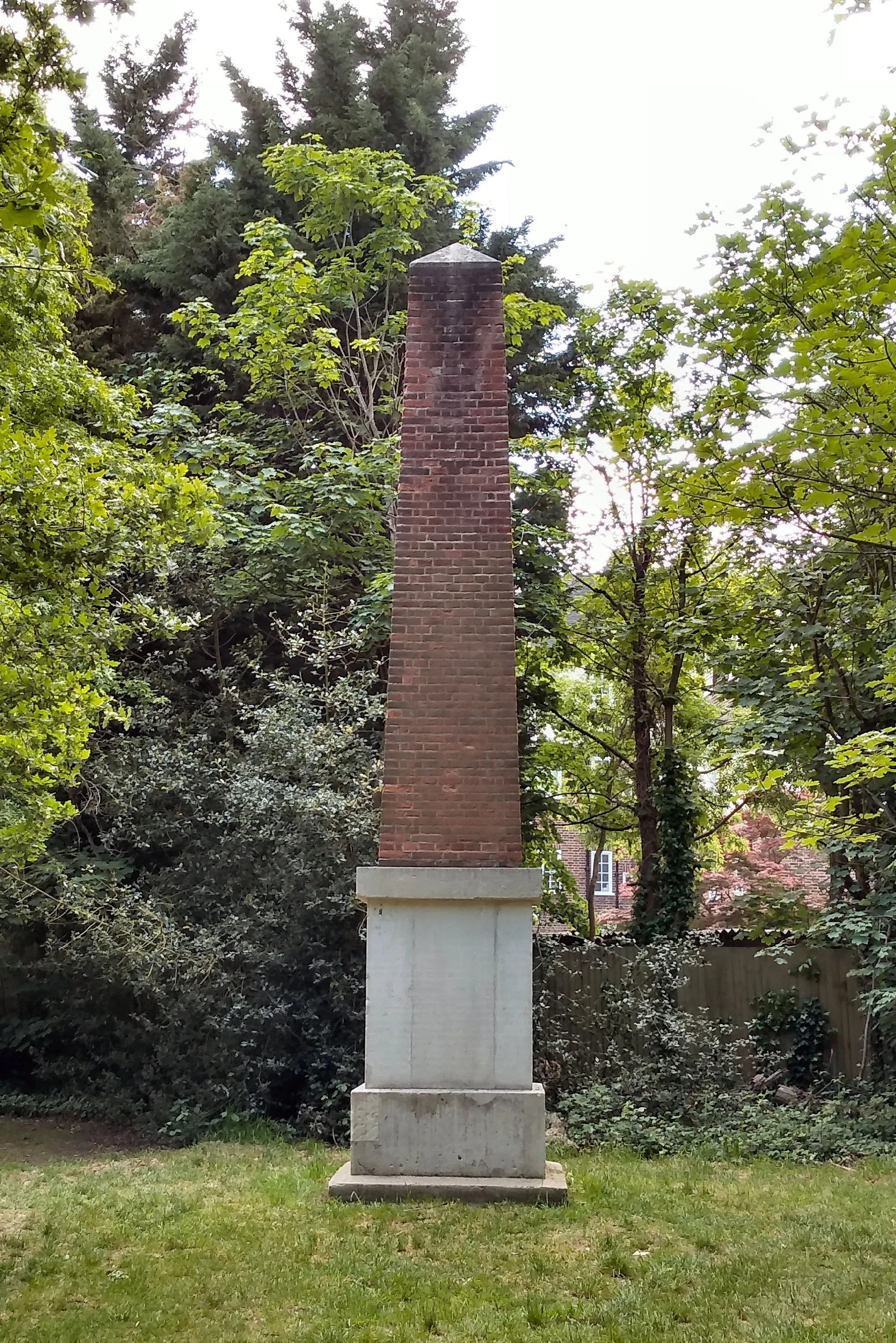 Photo showing: Putney Heath, Hartley Memorial Obelisk