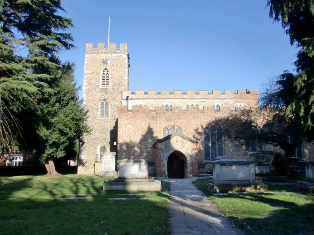 Photo showing: St Andrew's Parish Church, Enfield Town, near to Forty Hill, Enfield, Great Britain.
Certainly for well over 800 years, possibly for nearly a thousand, Christian worship has continued on this site.
The Church dates mainly from the 14th and 15th centuries. It contains a superb 18th century organ case and fine collection of monuments, particularly the brass to Lady Joyce Tiptoft (1446) and the memorial to Sir Nicholas Rainton of Forty Hall (1646).
Link