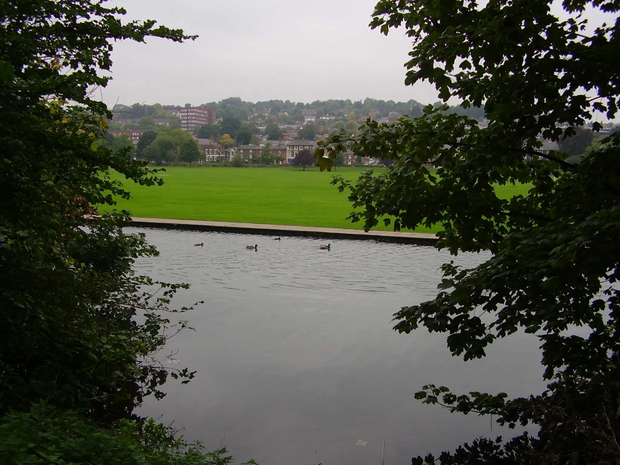 Photo showing: High Wycome vue de la rivière The Dyke