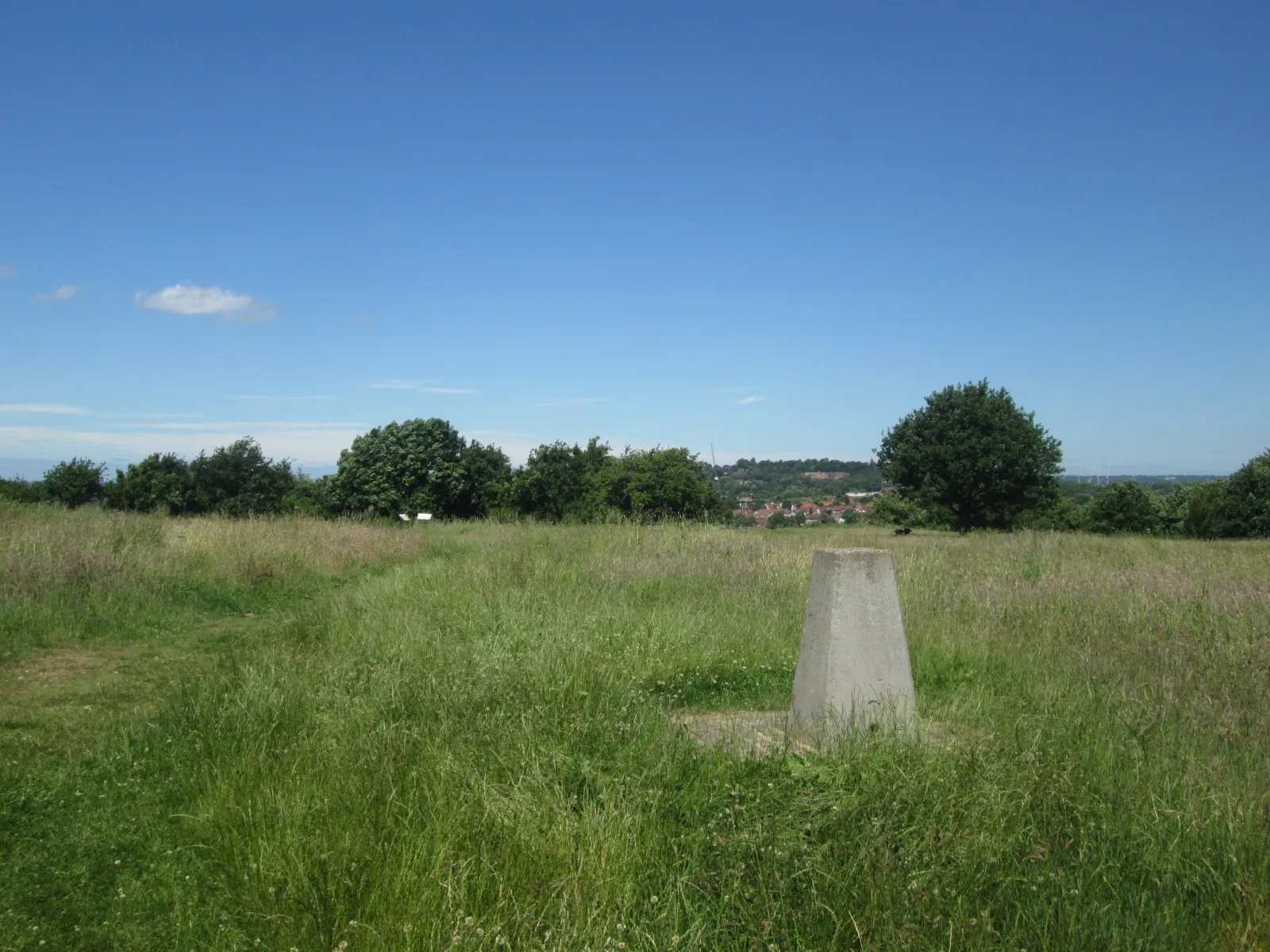 Photo showing: Trig point on Horsenden Hill