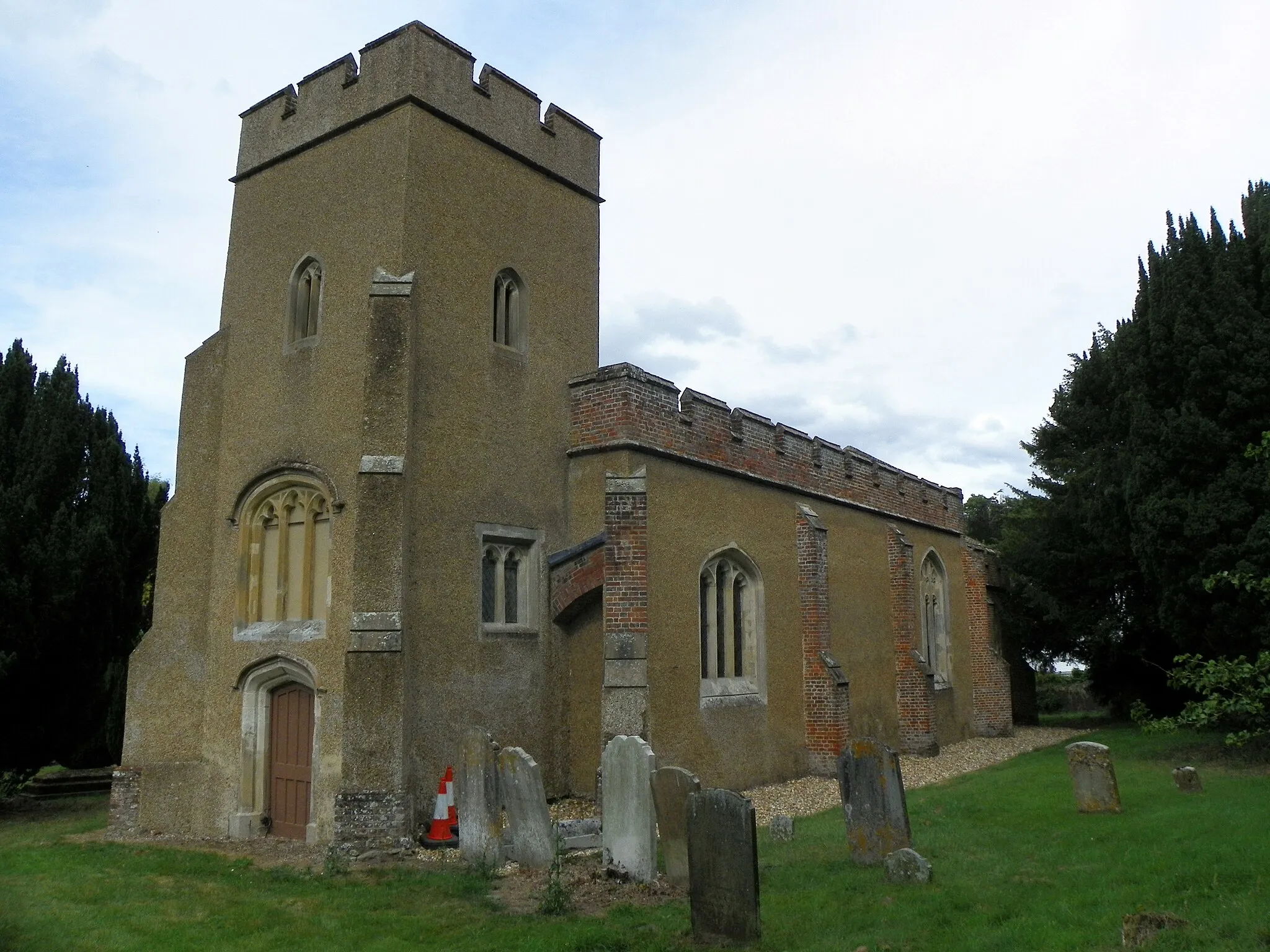 Photo showing: St Lawrence's Church, Nettleden, Hertfordshire (Grade II*), 27 July 2014. Originally a Chapel of Ease to Pitstone church (Bucks), this has been a Parish Church since 1895.

To see my collections, go here.