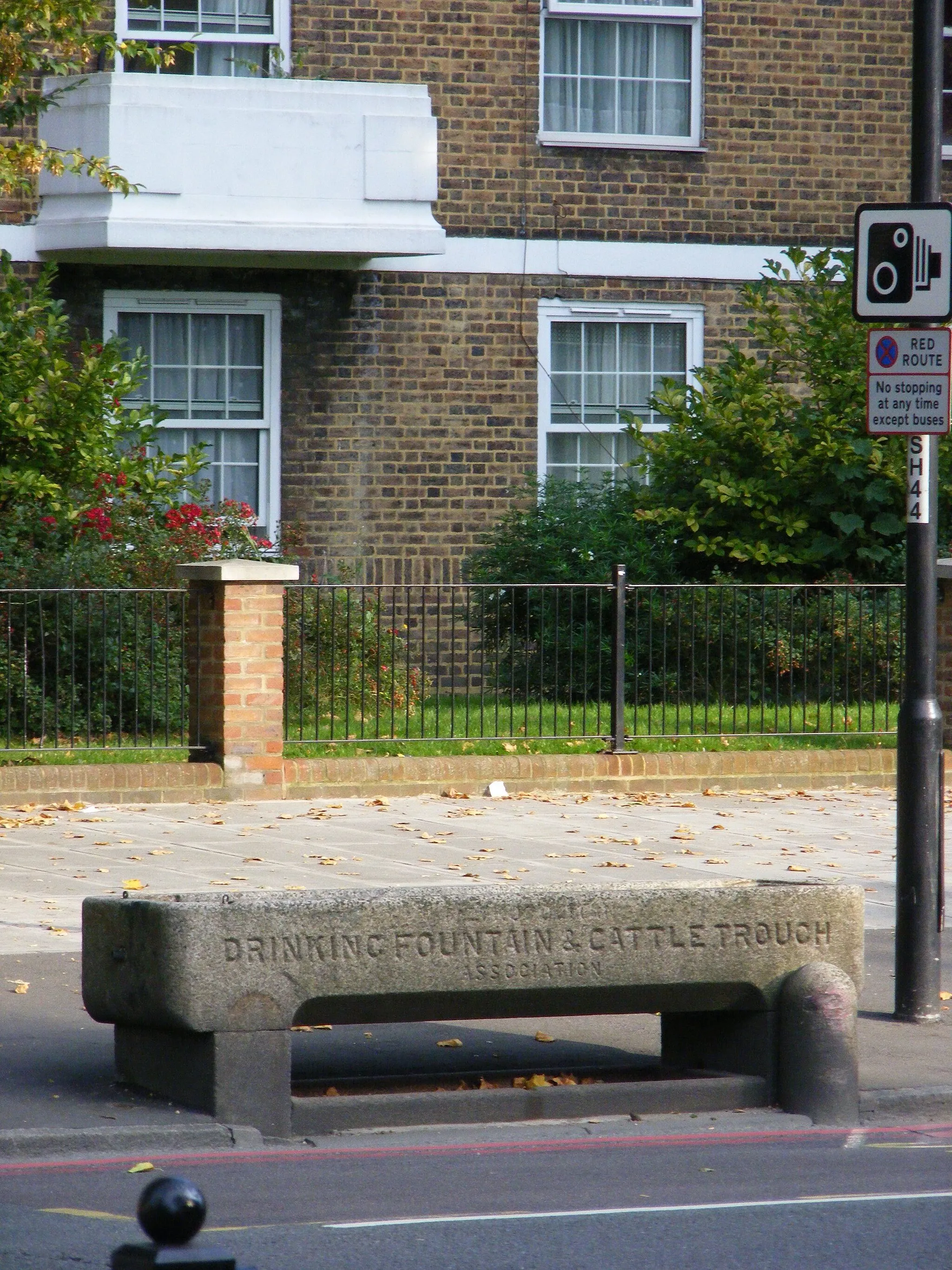 Photo showing: metropolitan Drinking Fountain & cattle trough association, Stamford Hill N16