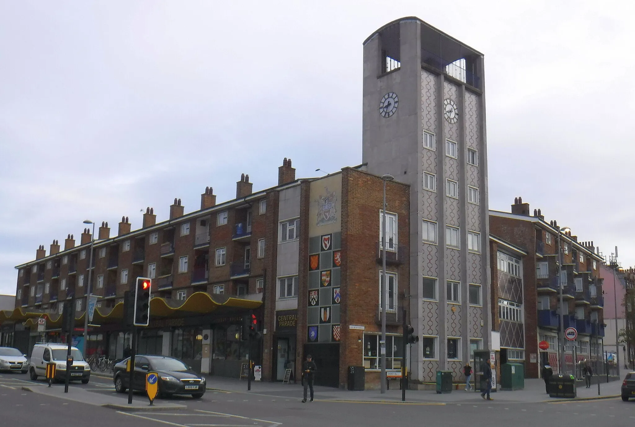 Photo showing: Central Parade, Walthamstow