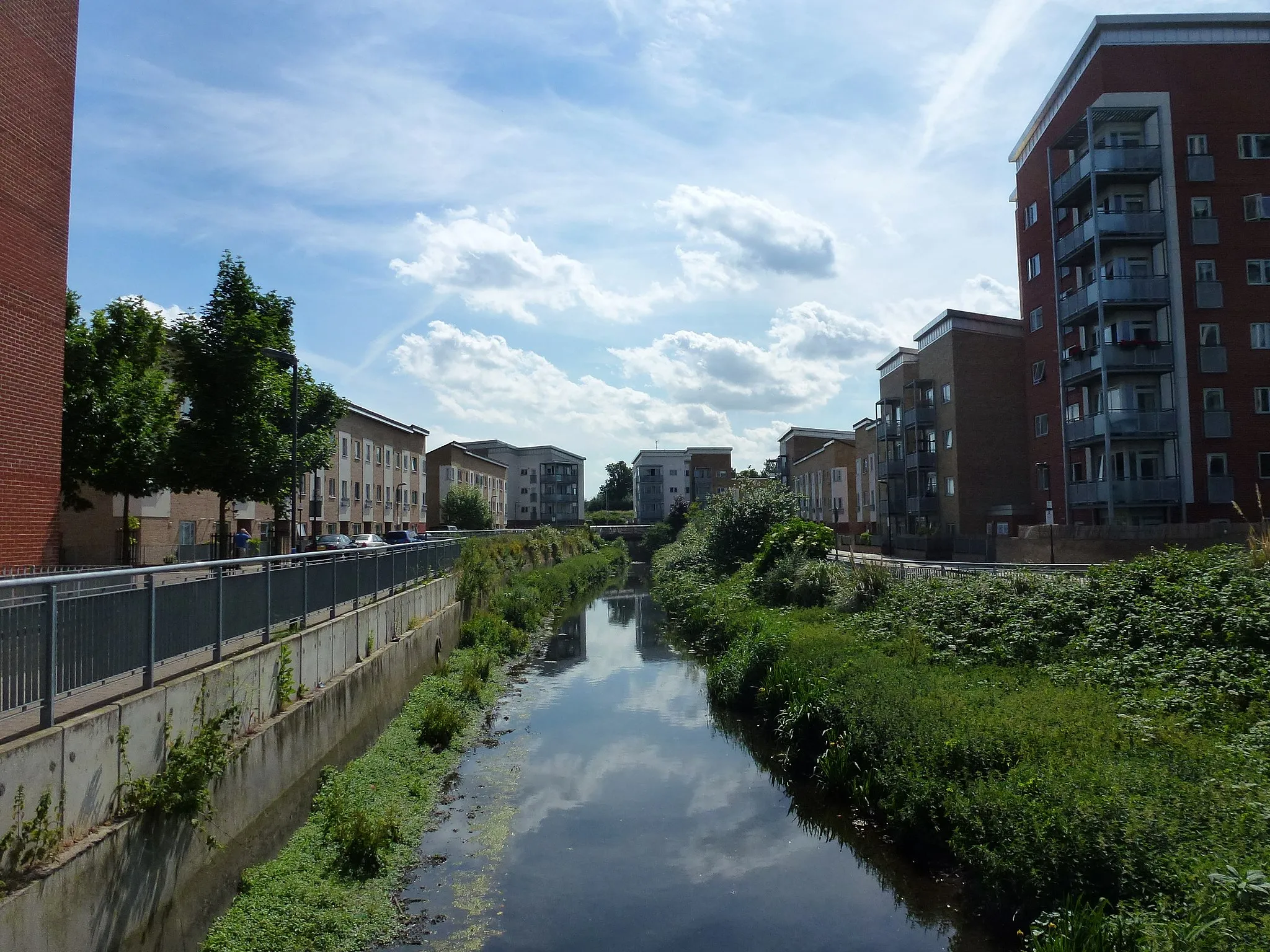 Photo showing: Surrounded by Cornmill Gardens Development