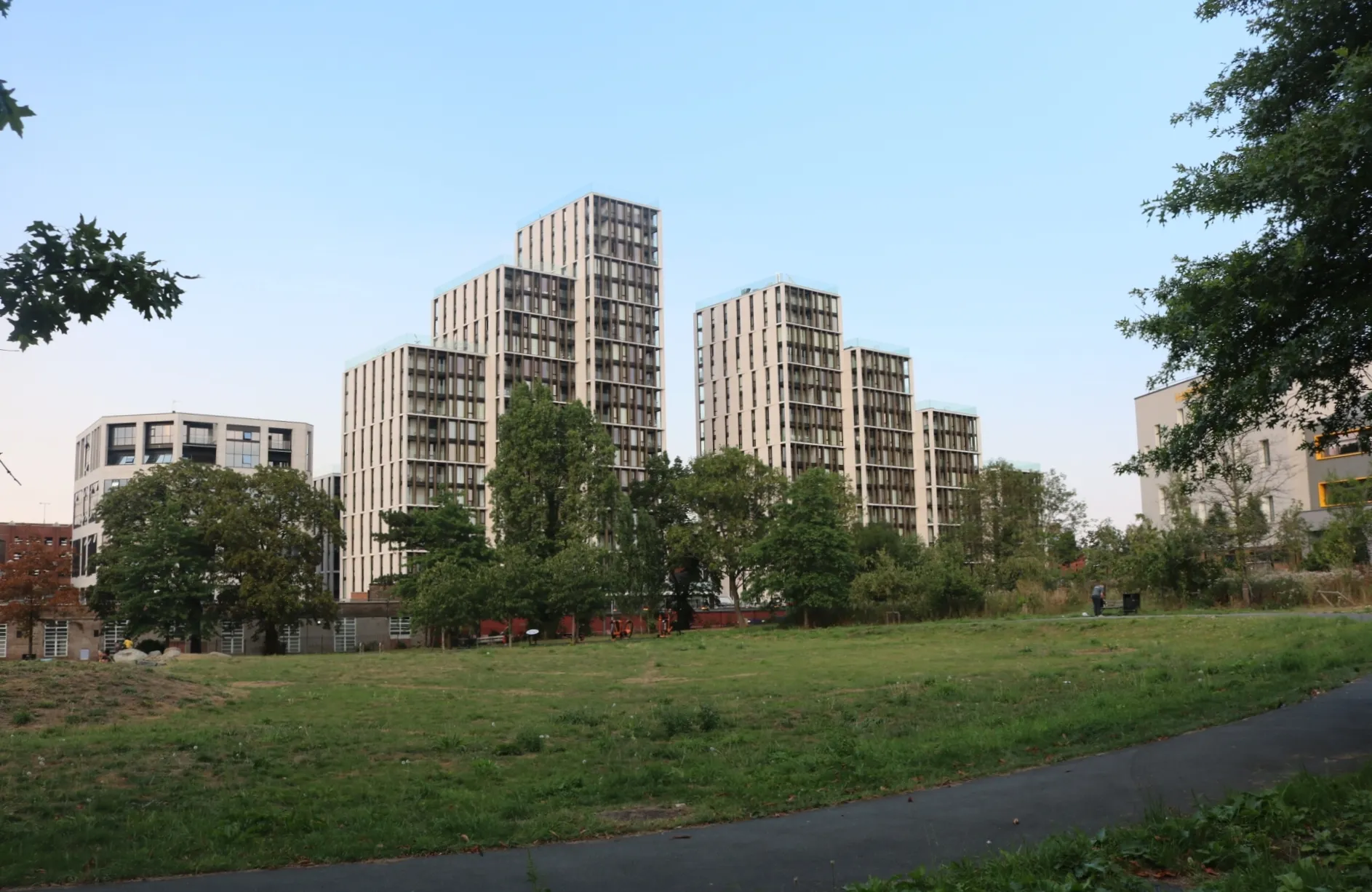 Photo showing: Harrow Square blocks