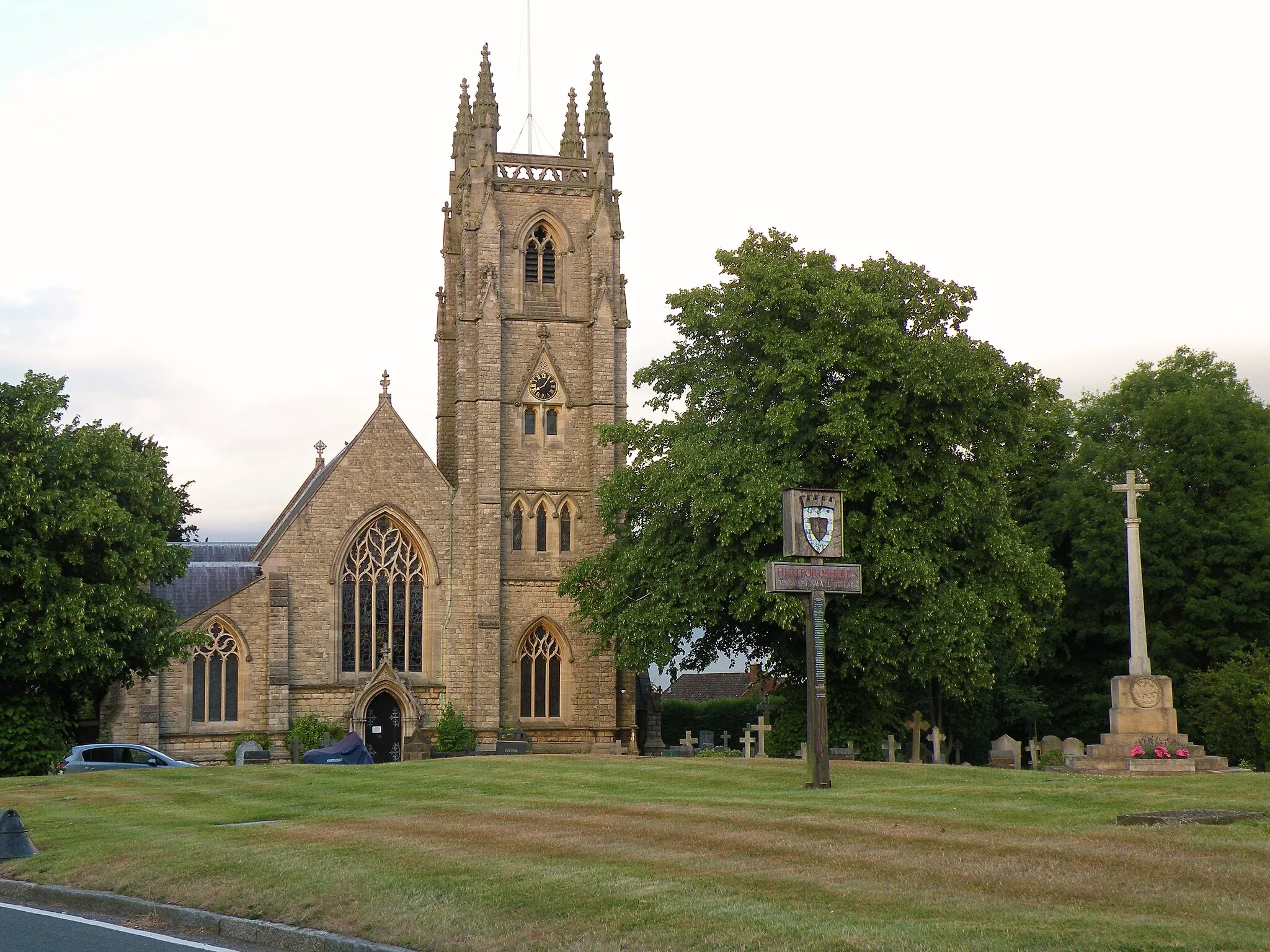 Photo showing: St Thomas a Becket; the parish church of Northaw