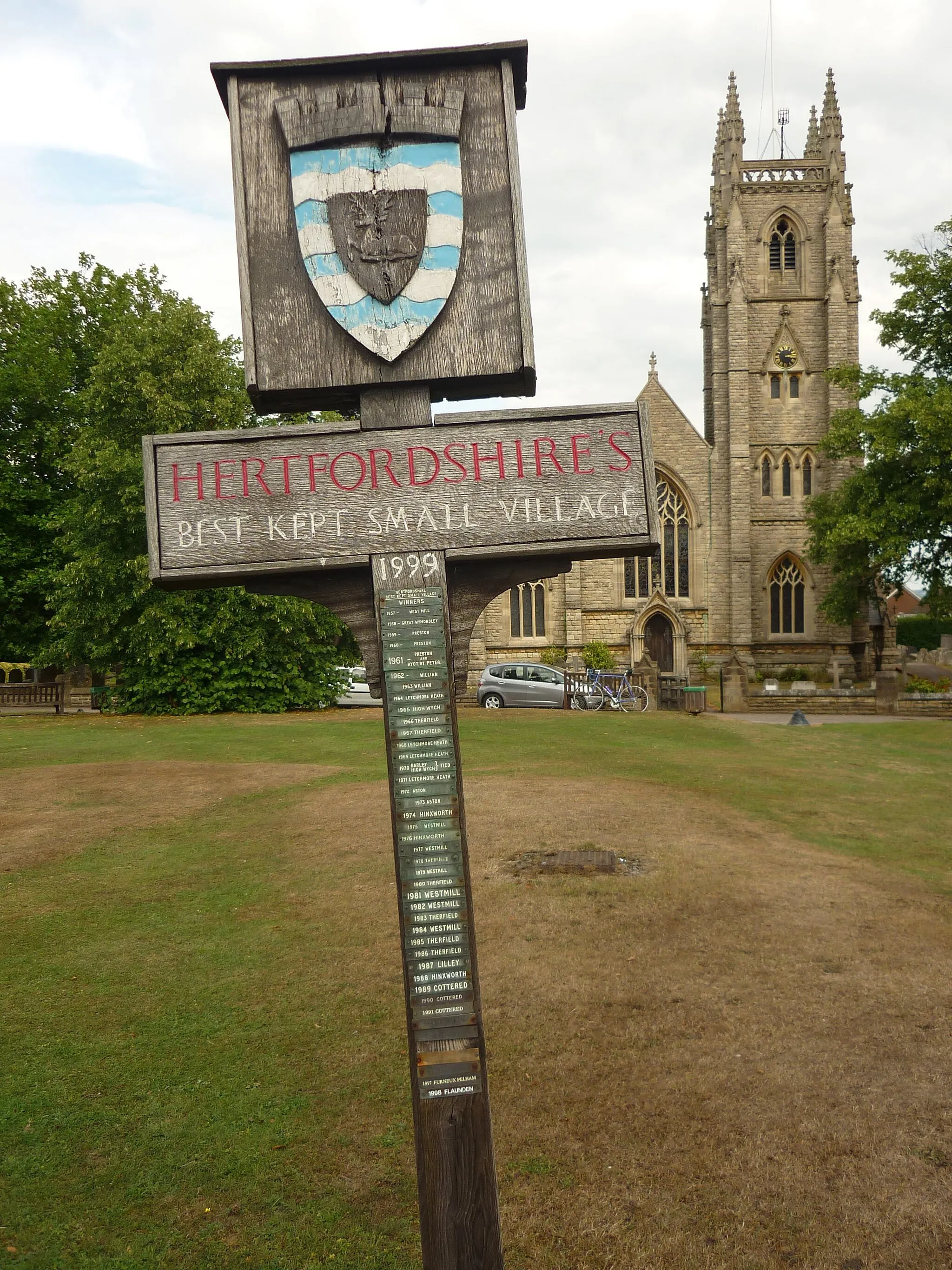 Photo showing: Northaw village sign, Hertfordshire