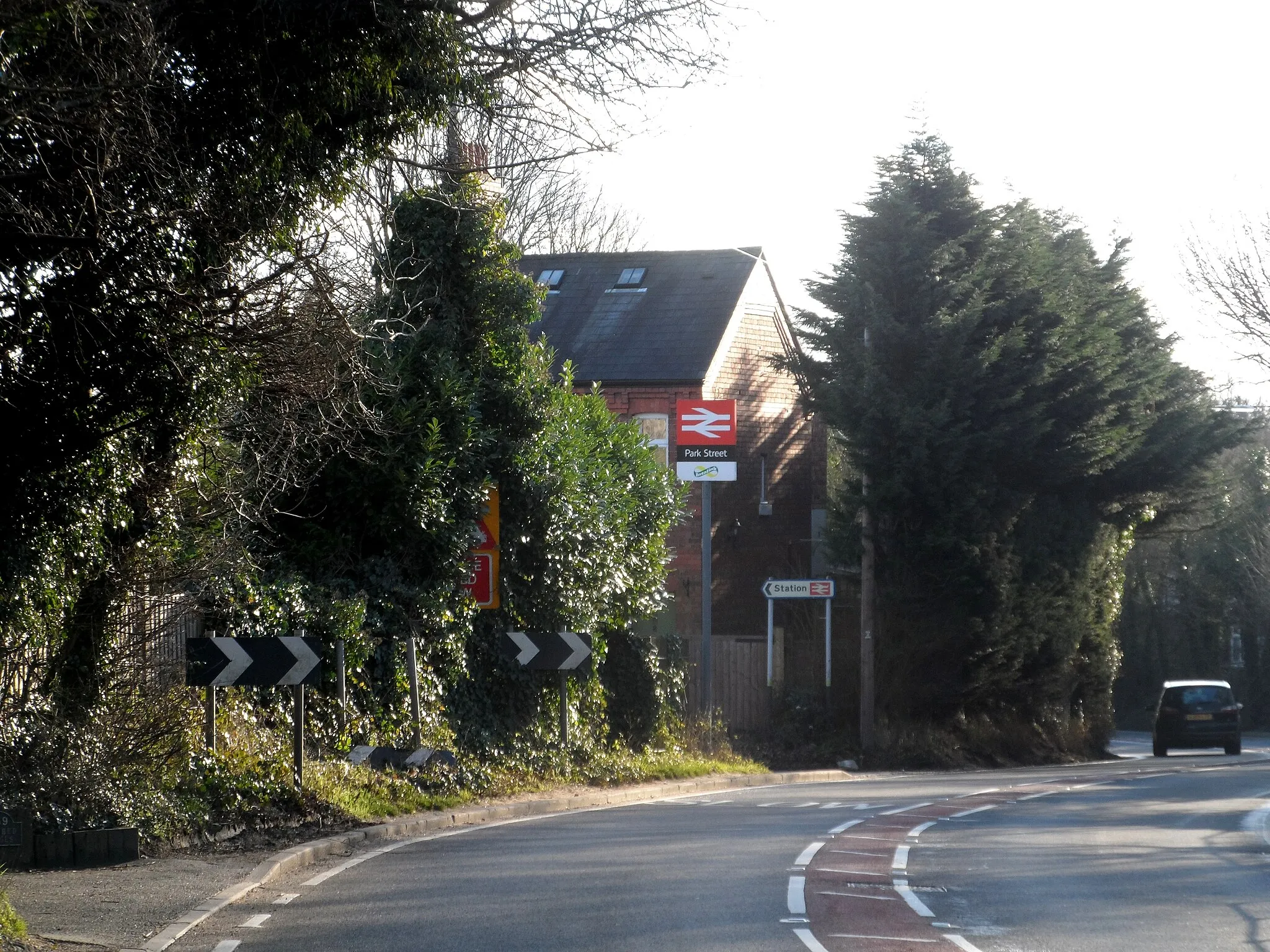 Photo showing: Park Street station