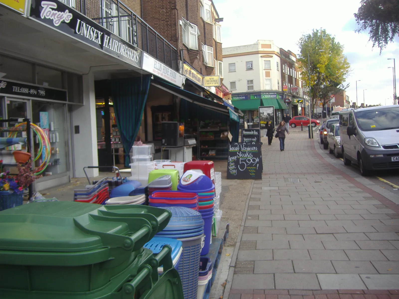 Photo showing: High Street, Whitton