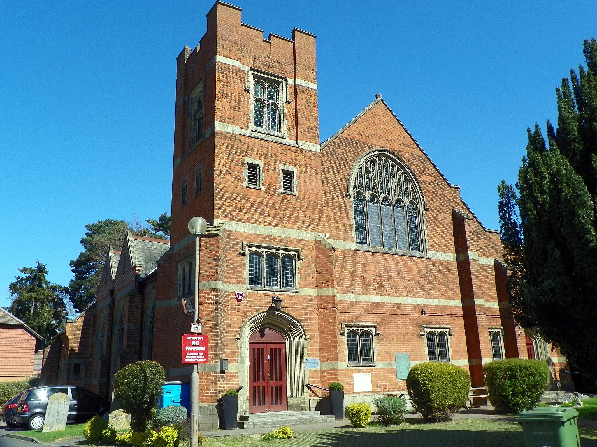 Photo showing: Former Congregational Church, Bushey, Hertfordshire (Grade II). 1904 chapel in red brick witih stone dressings, in the Free Gothic style (whatever that is). This is now the Margaret Howard Theatre and Studios.

GOC Hertfordshire's walk on 8 April 2017, a 9.9-mile circular walk in and around Harrow Weald in London and Bushey and South Oxhey in Hertfordshire. Martin t led the walk, which was attended by 16 people. You can view my other photos of this event, read the original event report, find out more about the Gay Outdoor Club or see my collections.