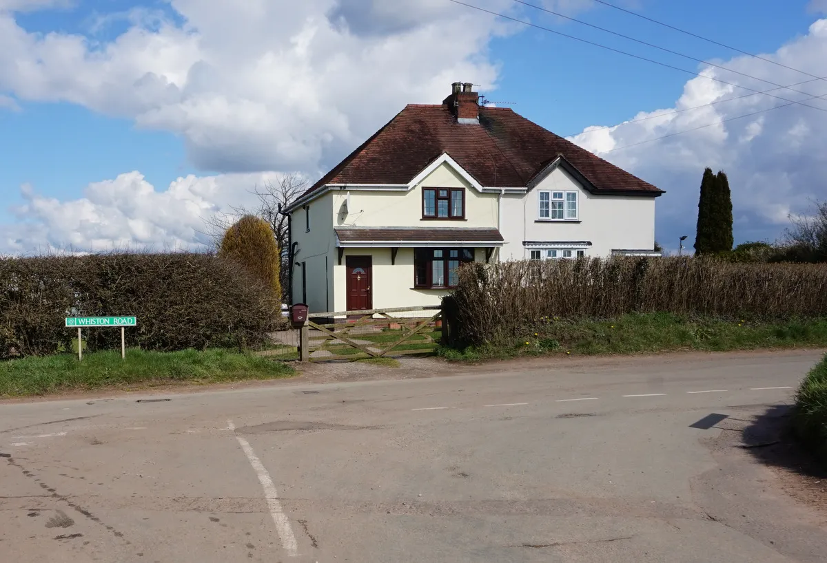 Photo showing: Houses on Whiston Road, Whiston