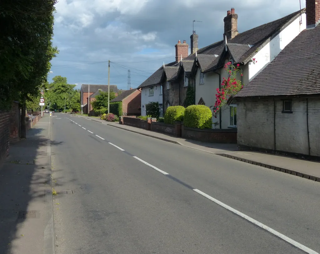 Photo showing: A513 Alrewas Road in King's Bromley