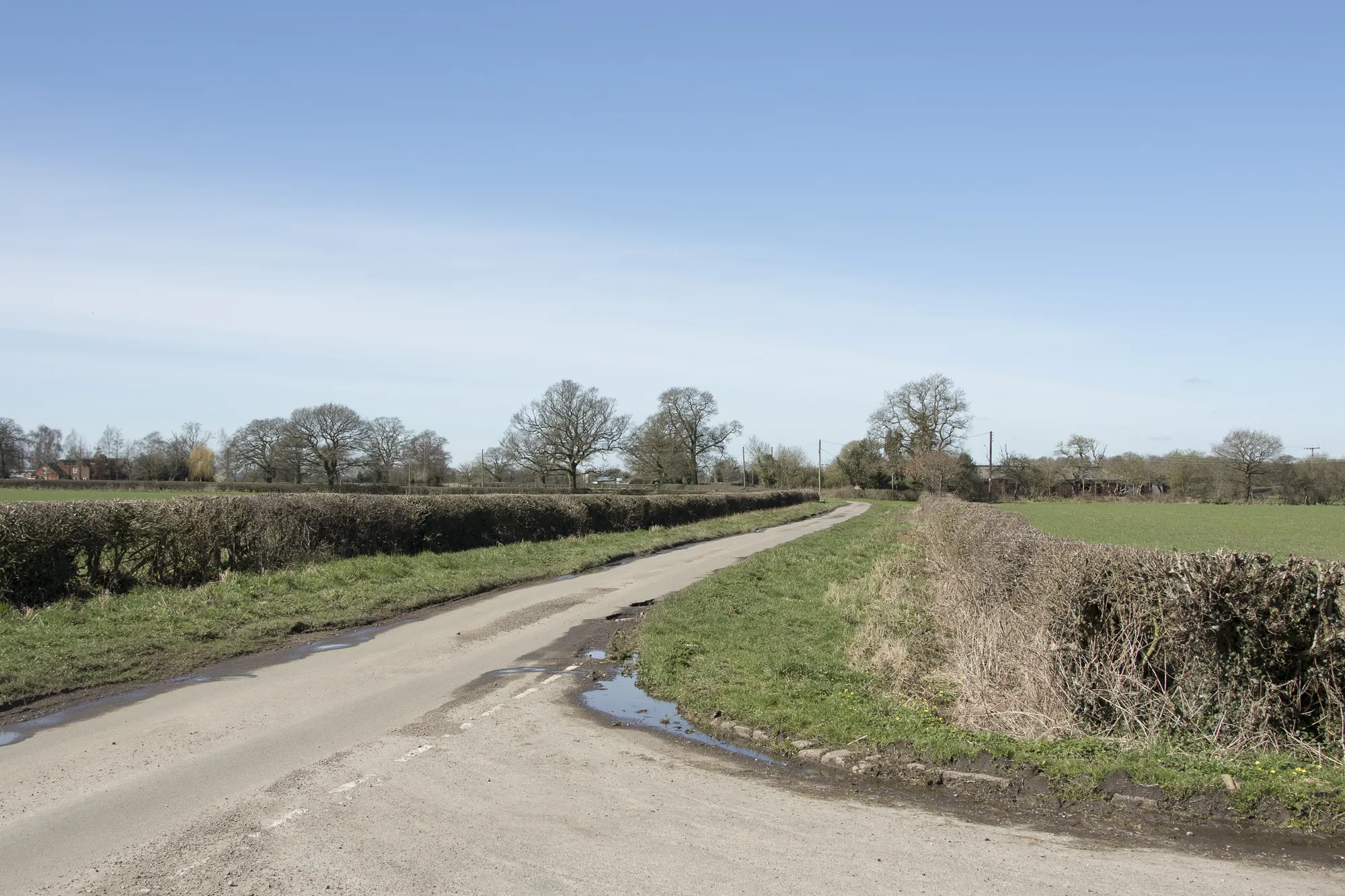 Photo showing: A country lane junction