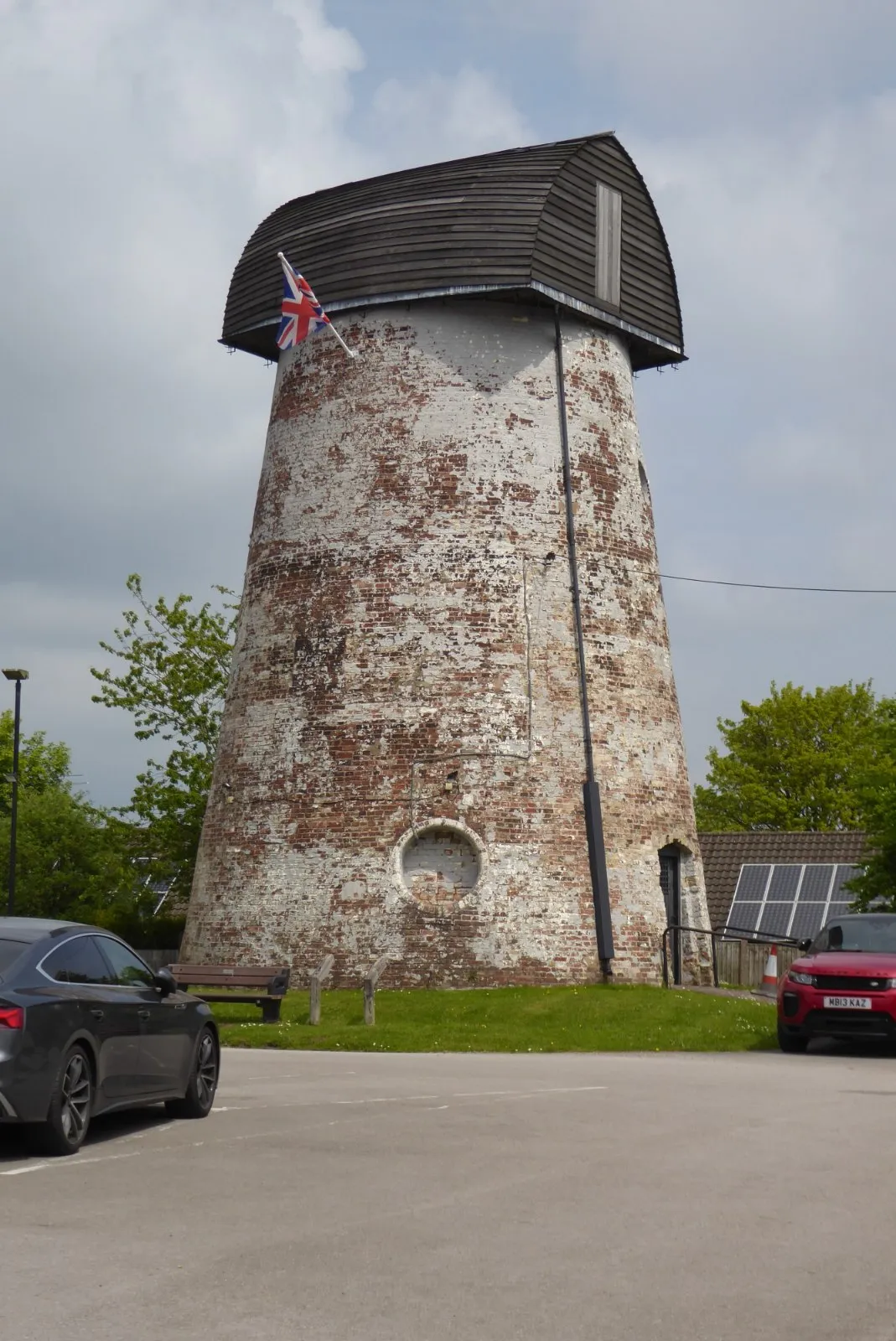 Photo showing: Meir Heath Windmill
