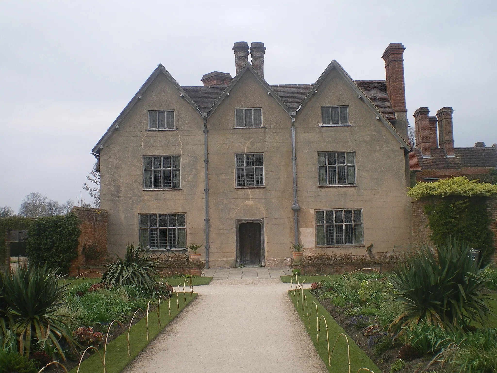 Photo showing: Packwood House, Lapworth, Warwickshire