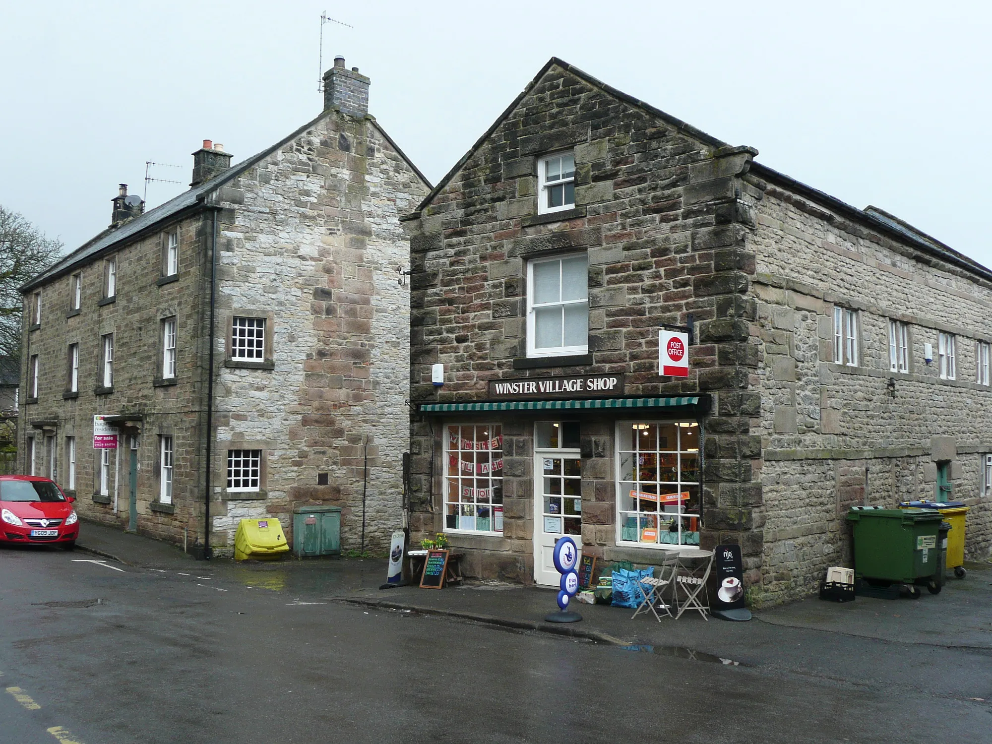 Photo showing: Winster Post Office and village shop