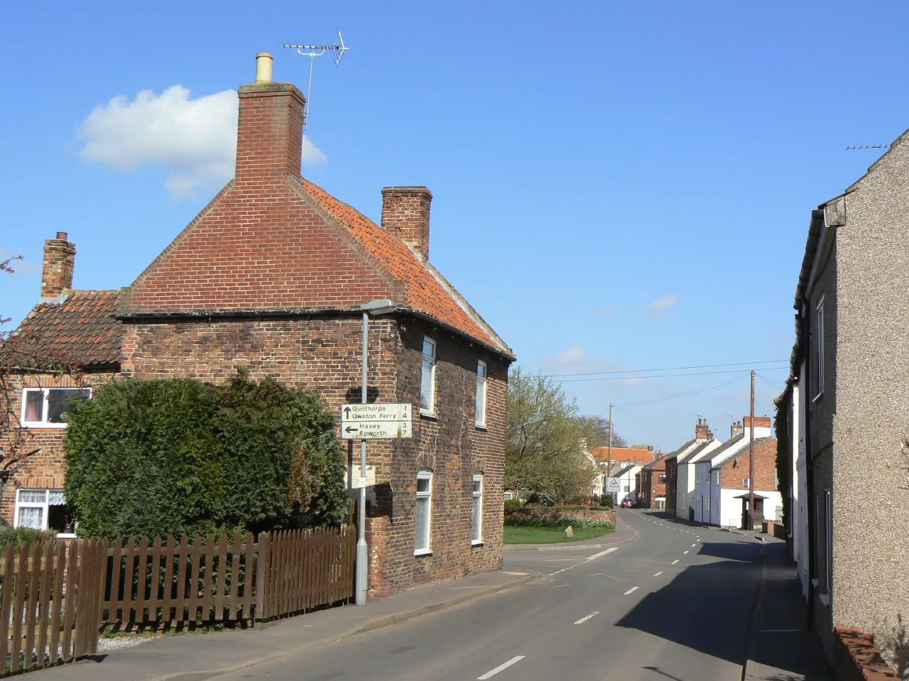 Photo showing: Main Street, West Stockwith