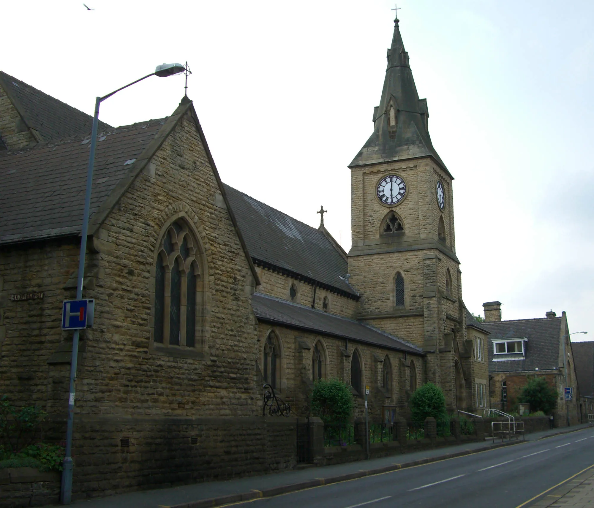 Photo showing: St Mary's parish church, South Road, Walkley, Sheffield, South Yorkshire, seen from the southeast