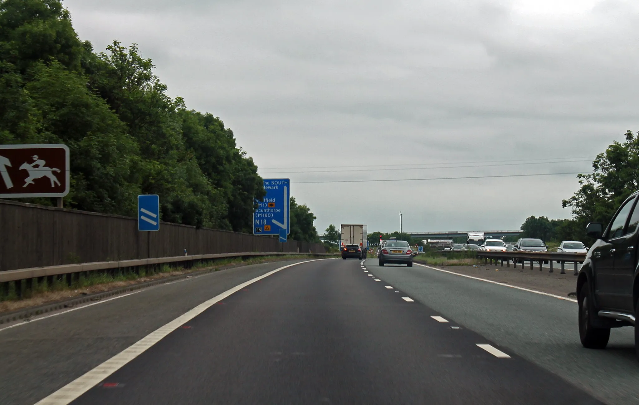 Photo showing: A1(M) approaching Junction 35