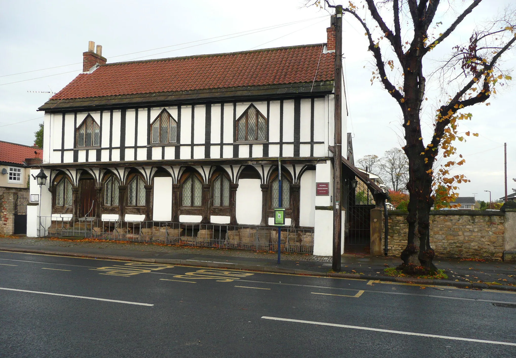 Photo showing: St Leonard's Hospital, Tickhill