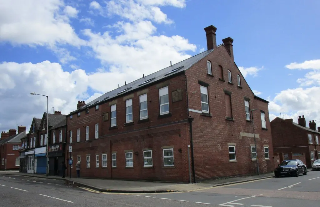 Photo showing: Former co-operative store, Goldthorpe