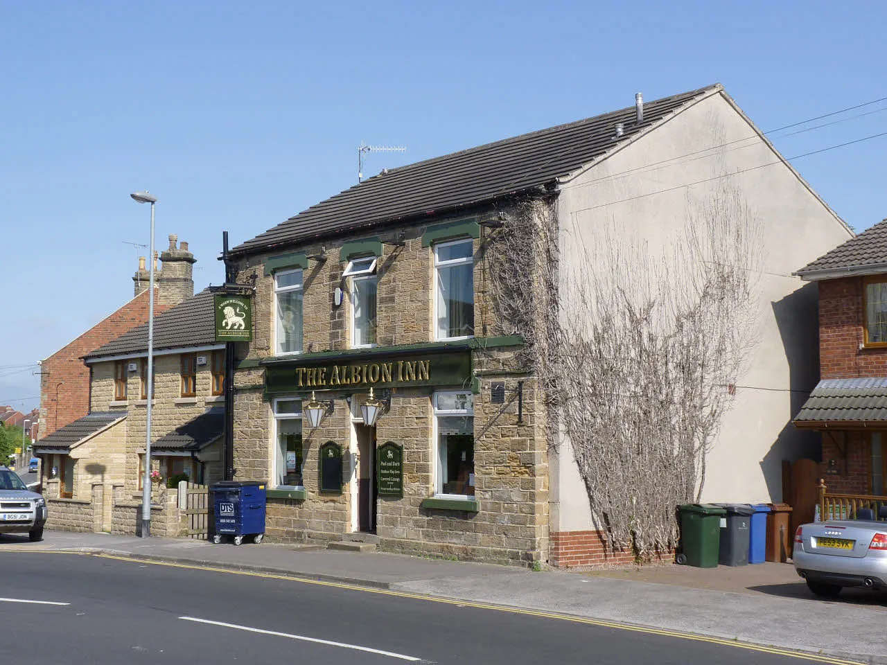 Photo showing: The Albion Inn