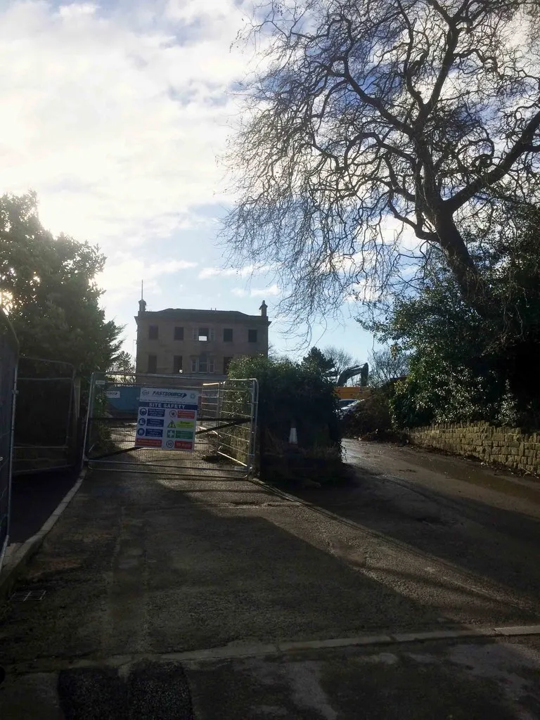 Photo showing: The end for Ardsley House Hotel