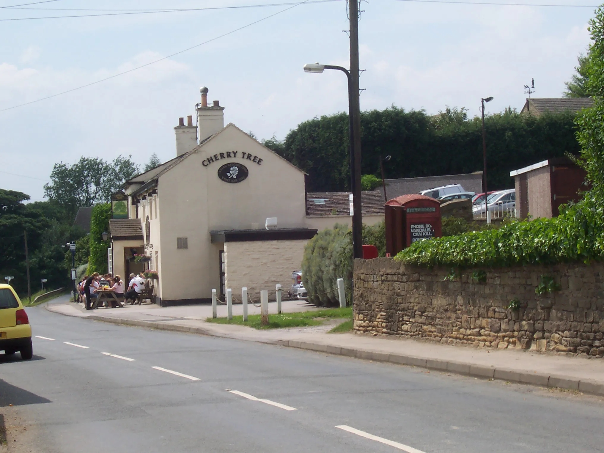 Photo showing: Photograph of The Cherry Tree Inn at High Hoyland taken by myself on 19 June 2005.