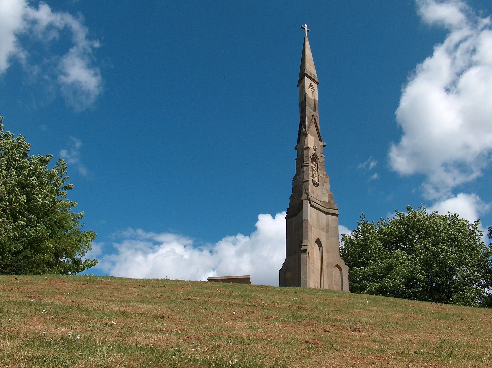 Photo showing: The Cholera Monument (1835) in Claywood Gardens