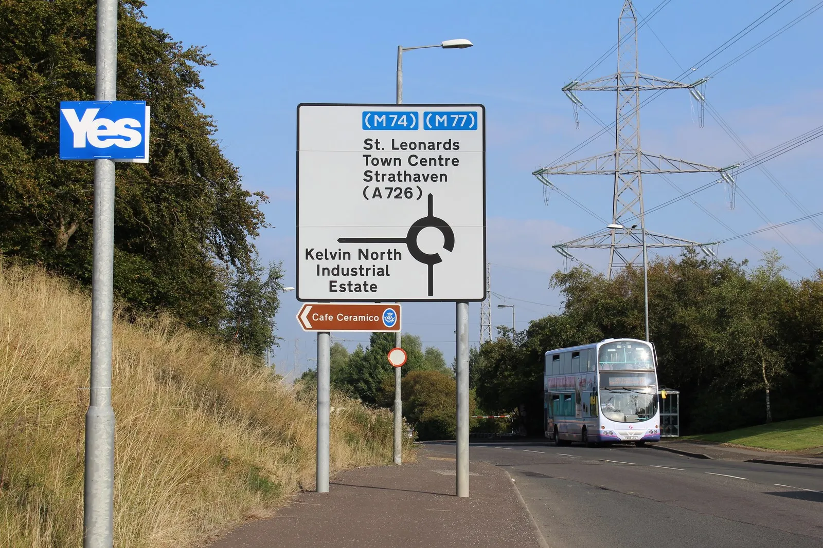 Photo showing: Greenhills Road, East Kilbride