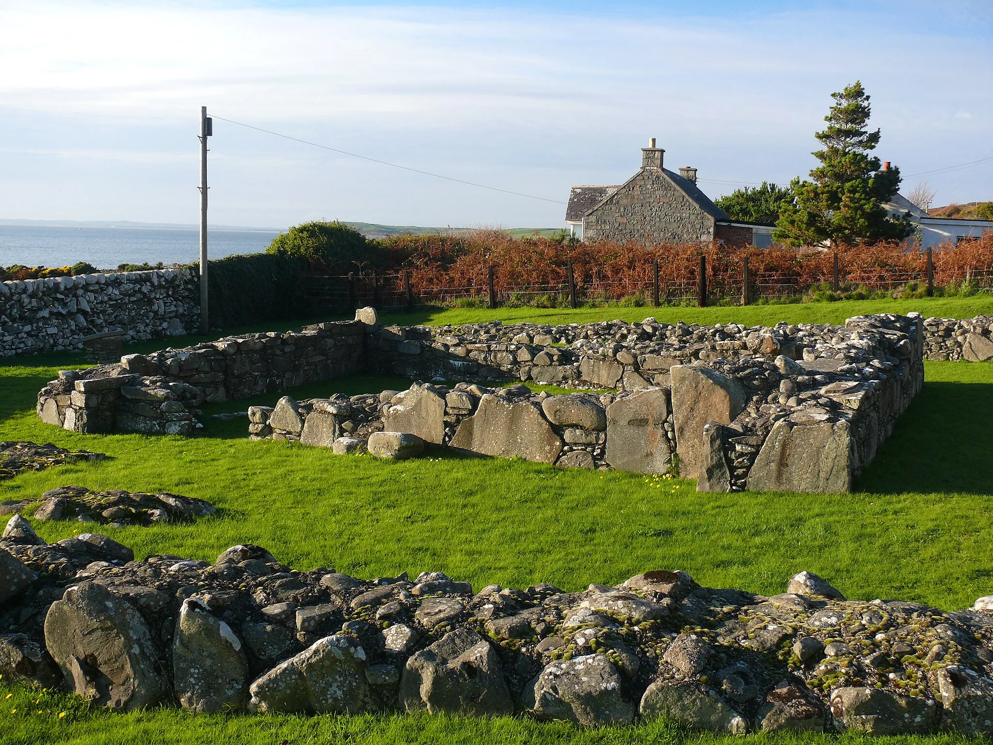 Photo showing: Chapel Finian