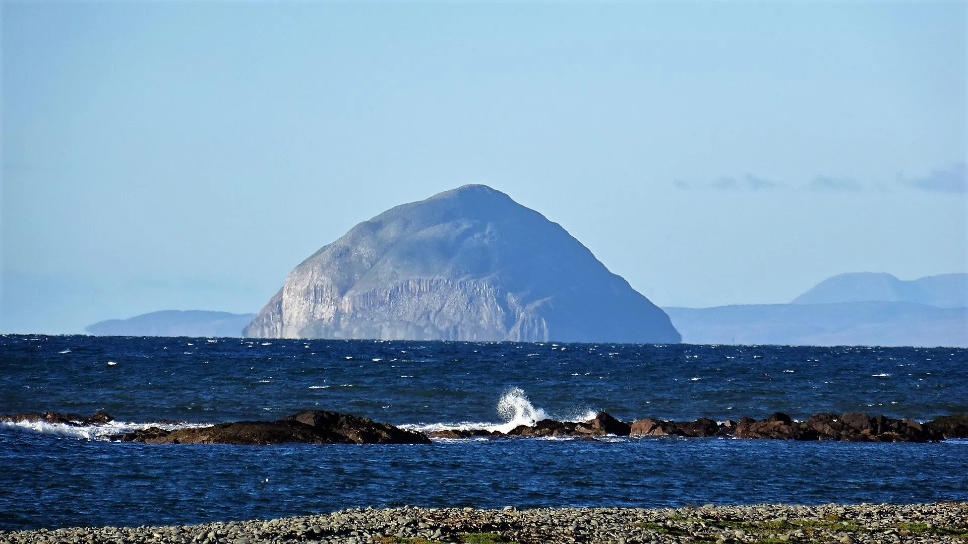 Photo showing: Ailsa Craig from Ballantrae, South Ayrshire, Scotland