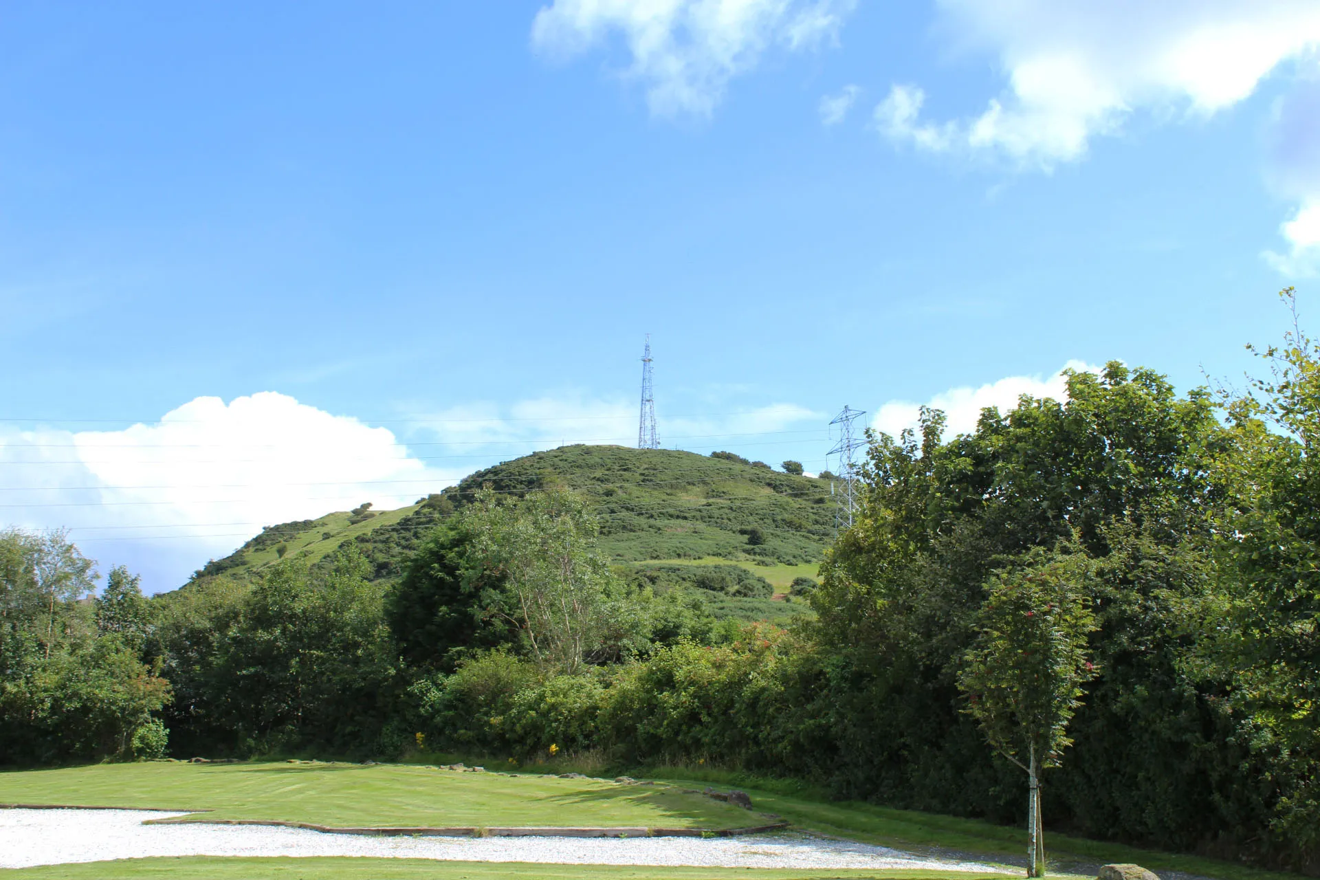 Photo showing: Radio Mast on Law Hill, West Kilbride