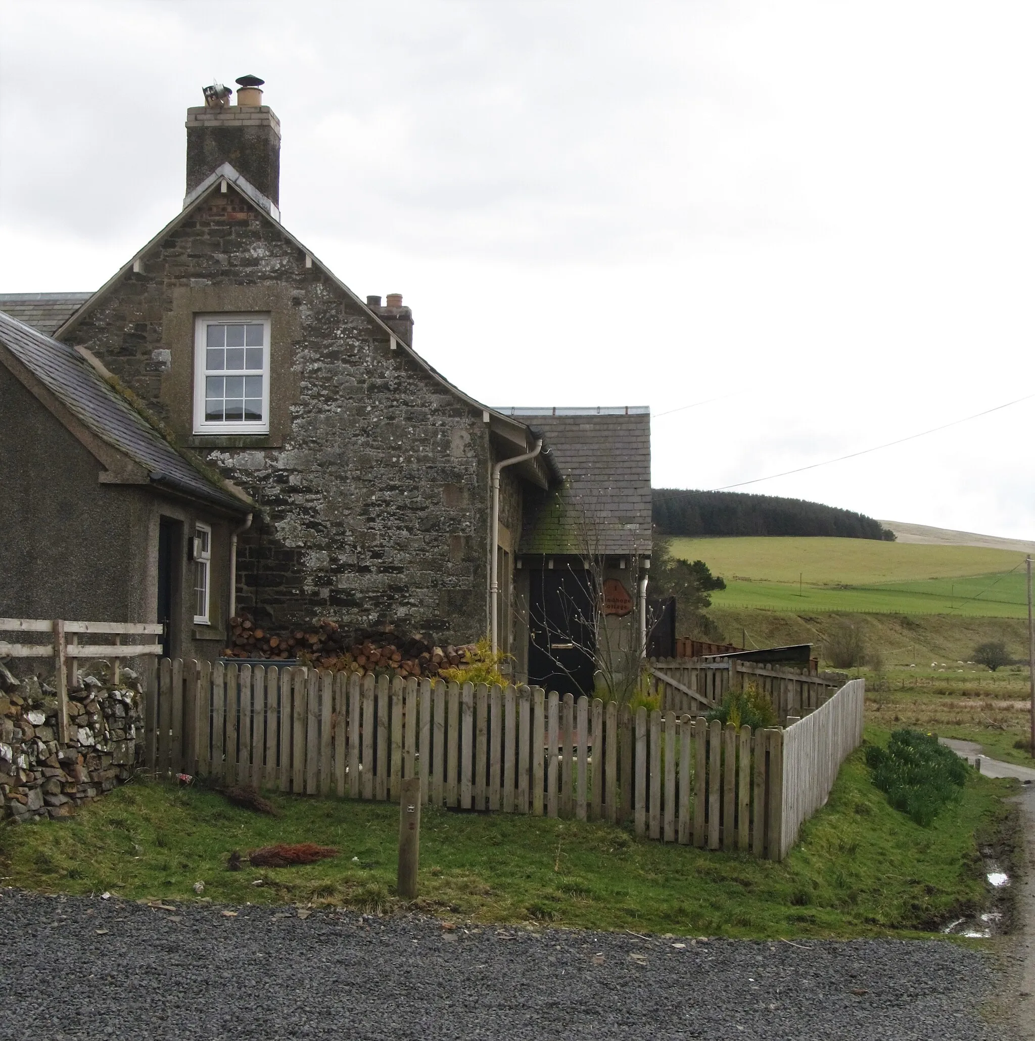 Photo showing: Cottage at Nether Hindhope