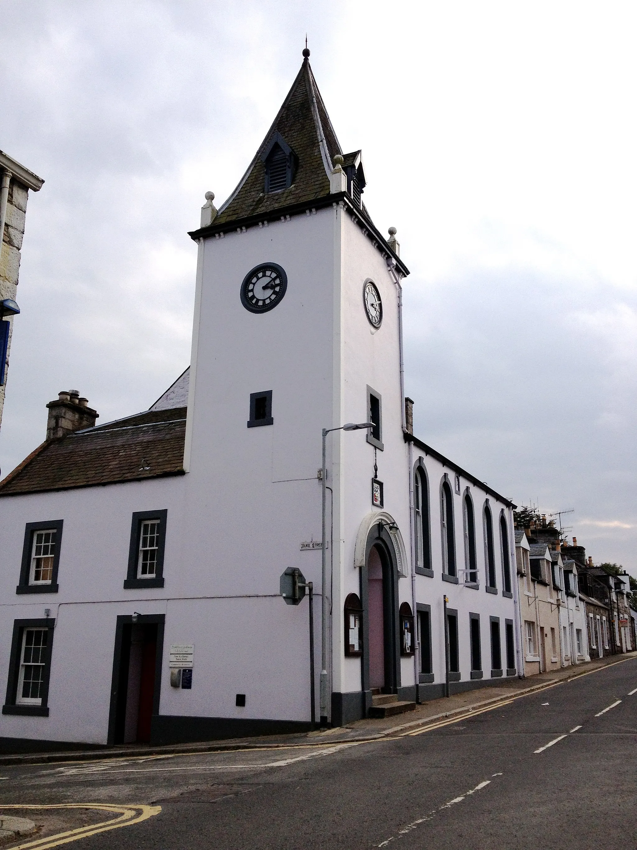 Photo showing: This is a photo of listed building number