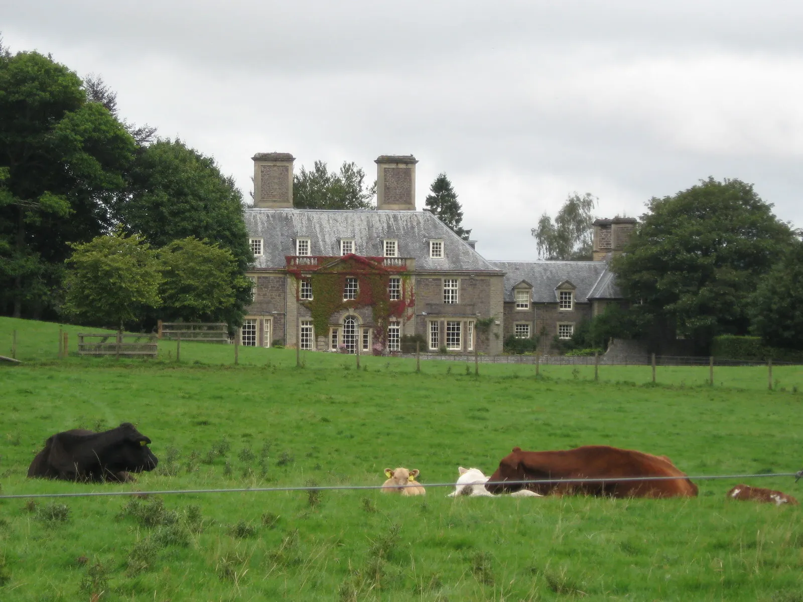 Photo showing: Symington House