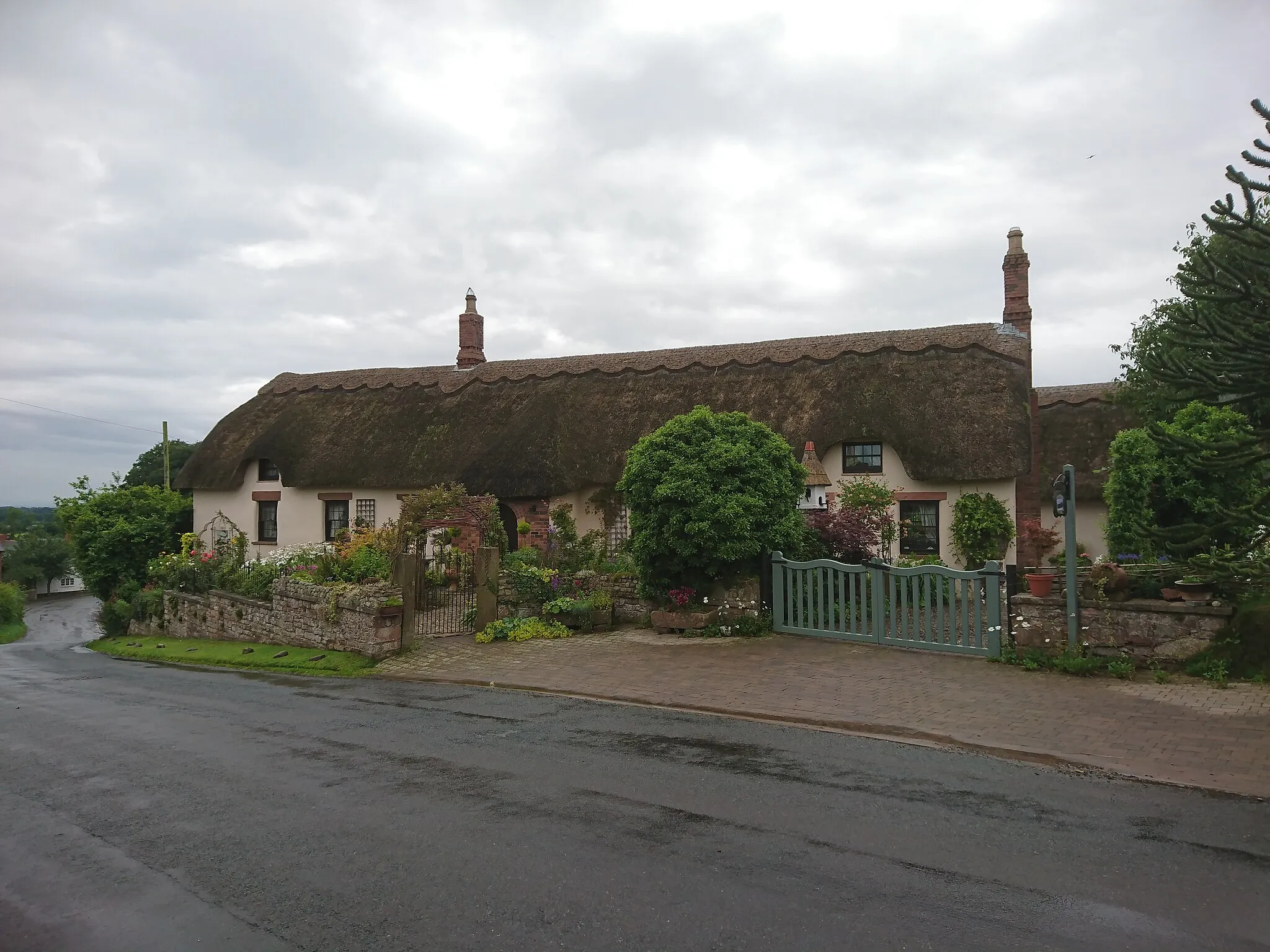 Photo showing: The old tithe barn in the village of Laversdale, Cumbria, United Kingdom.