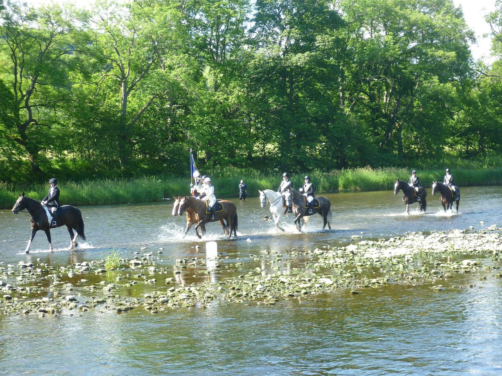Photo showing: The Braw Lad and Lass crossing the Tweed on the morning of the Braw Lads Gathering