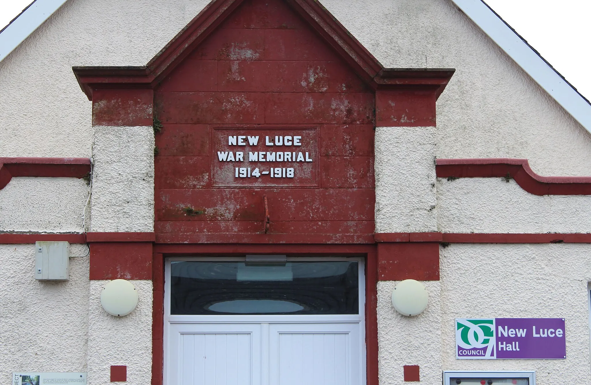 Photo showing: New Luce War Memorial Hall
