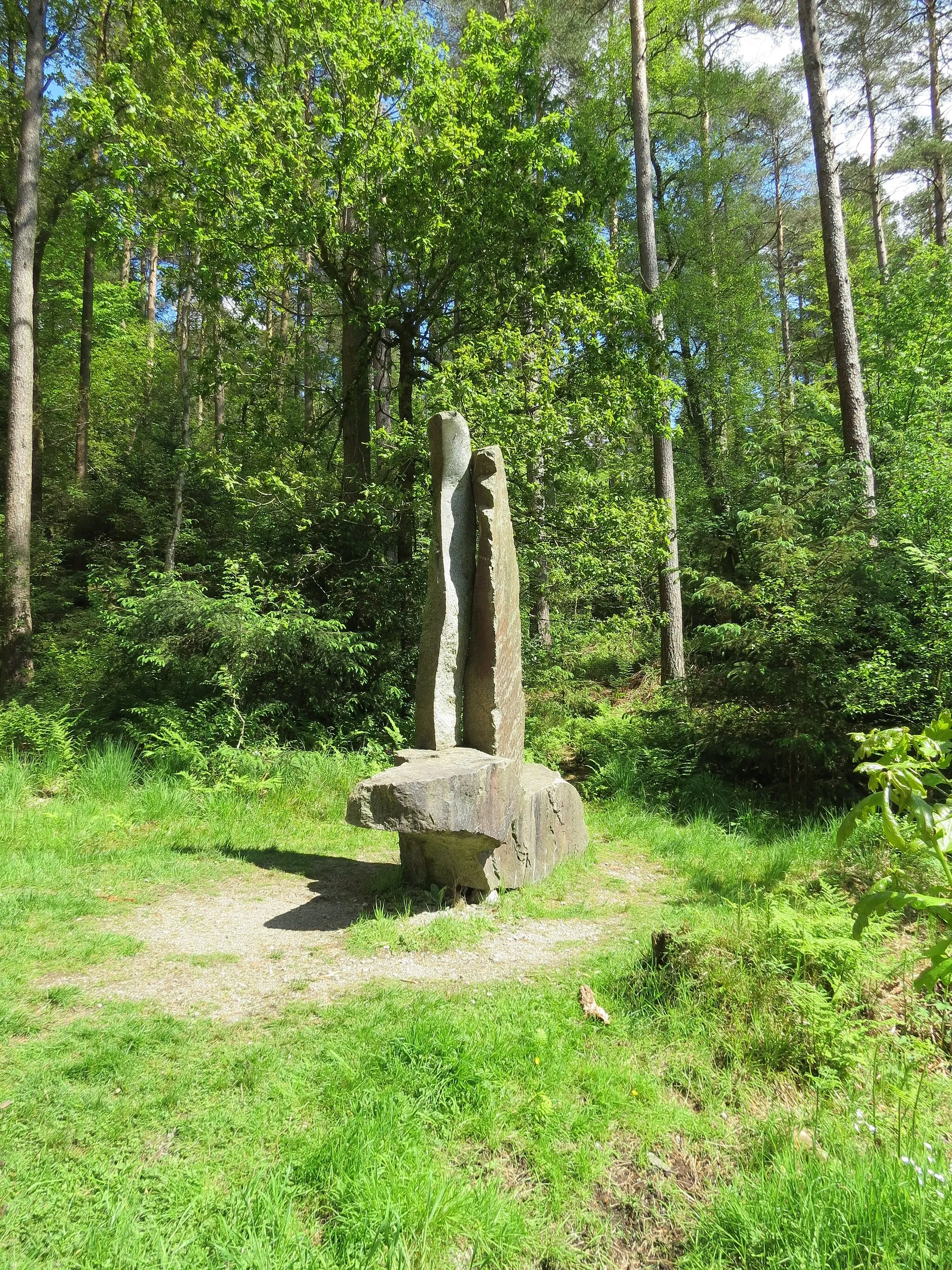 Photo showing: Sculpture  on  a  forest  walk
